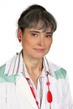 Dr. Hidvégi Edit PhD Tüdőgyógyász, Gyermekgyógyász és Gasztroenterológus főorvos